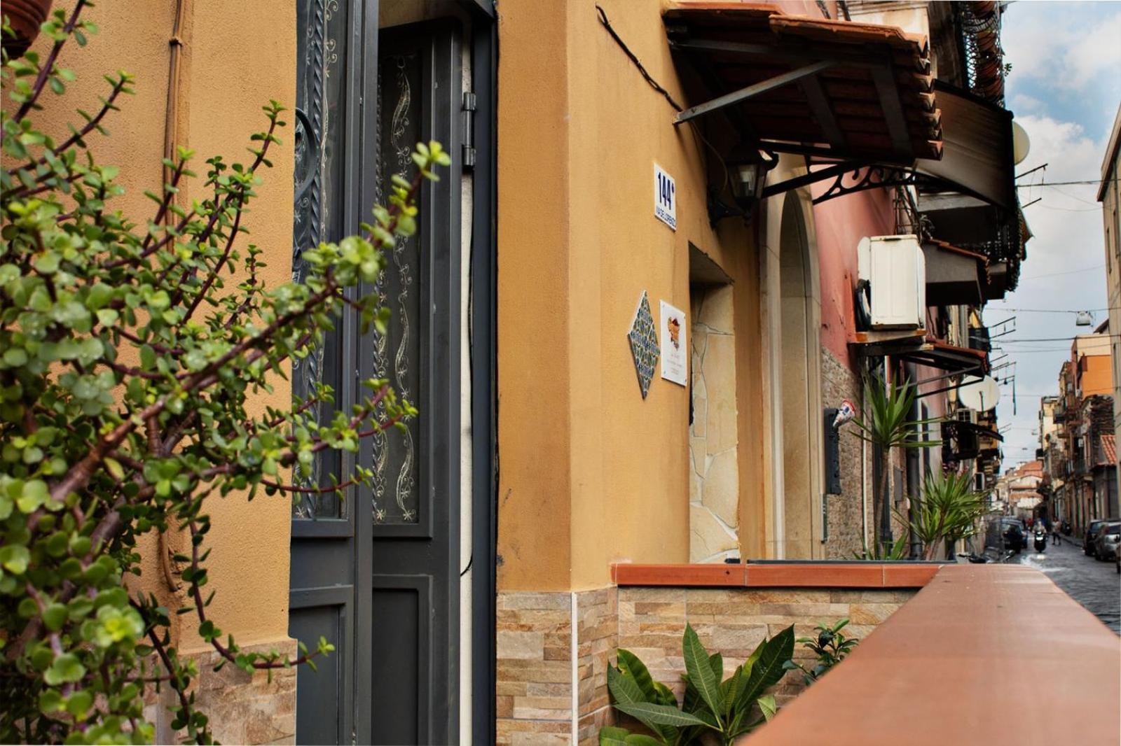 La Maison Sicula Catania Exterior photo